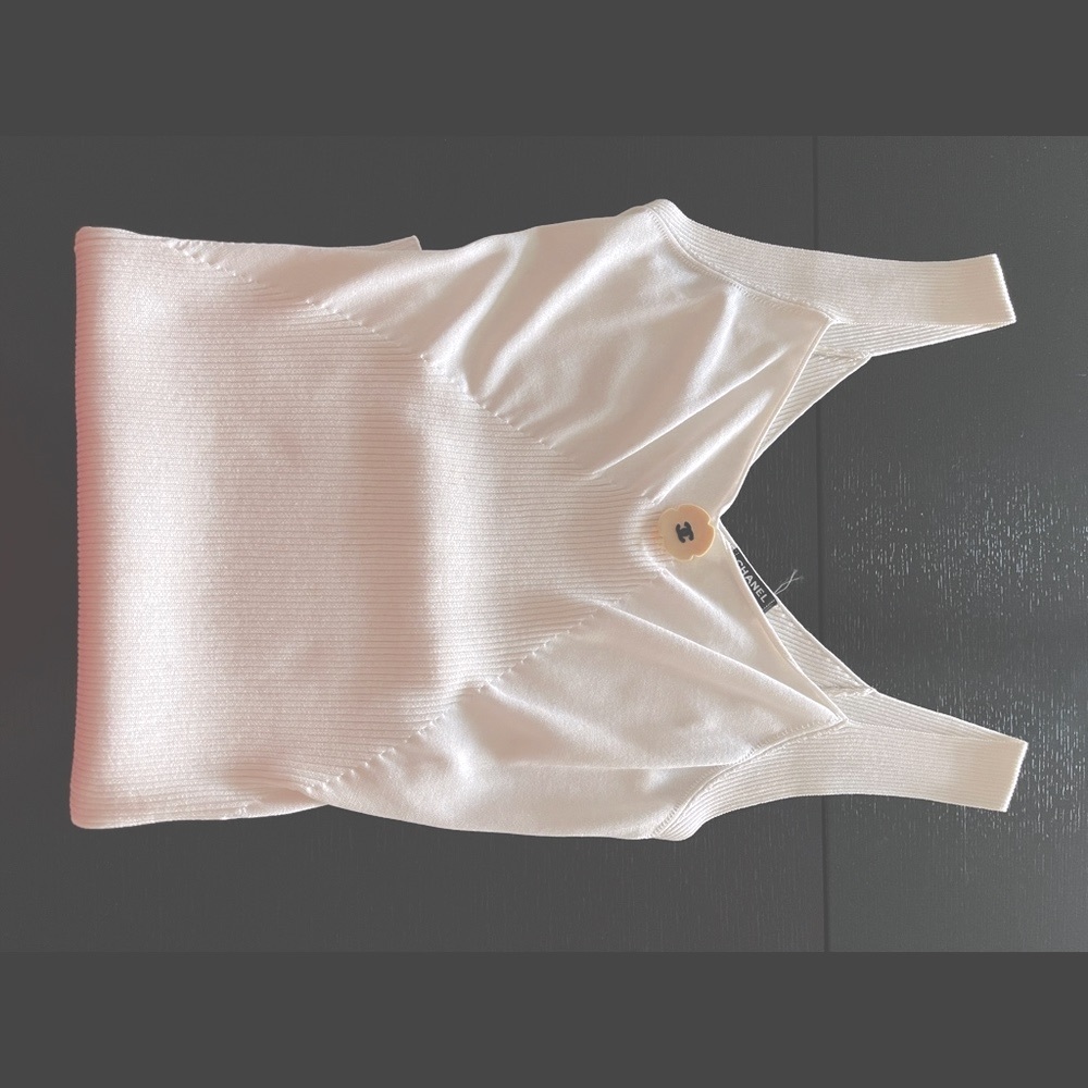 VINTAGE Elegant Chanel WHITE TOP💝HP - Picture 6 of 15